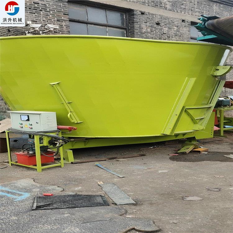 2、我想買一輛奶牛飼料攪拌車。哪個(gè)更好？